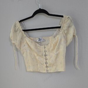 Princess Polly Pale Yellow Floral Hook-Front Puff Sleeve Crop Top